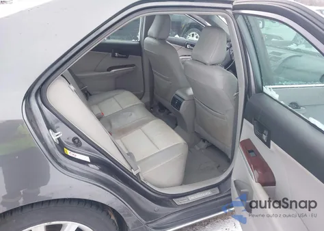 2012 Toyota Camry Xle z USA, uszkodzony, nr VIN 4T4BF1FK9CR209158